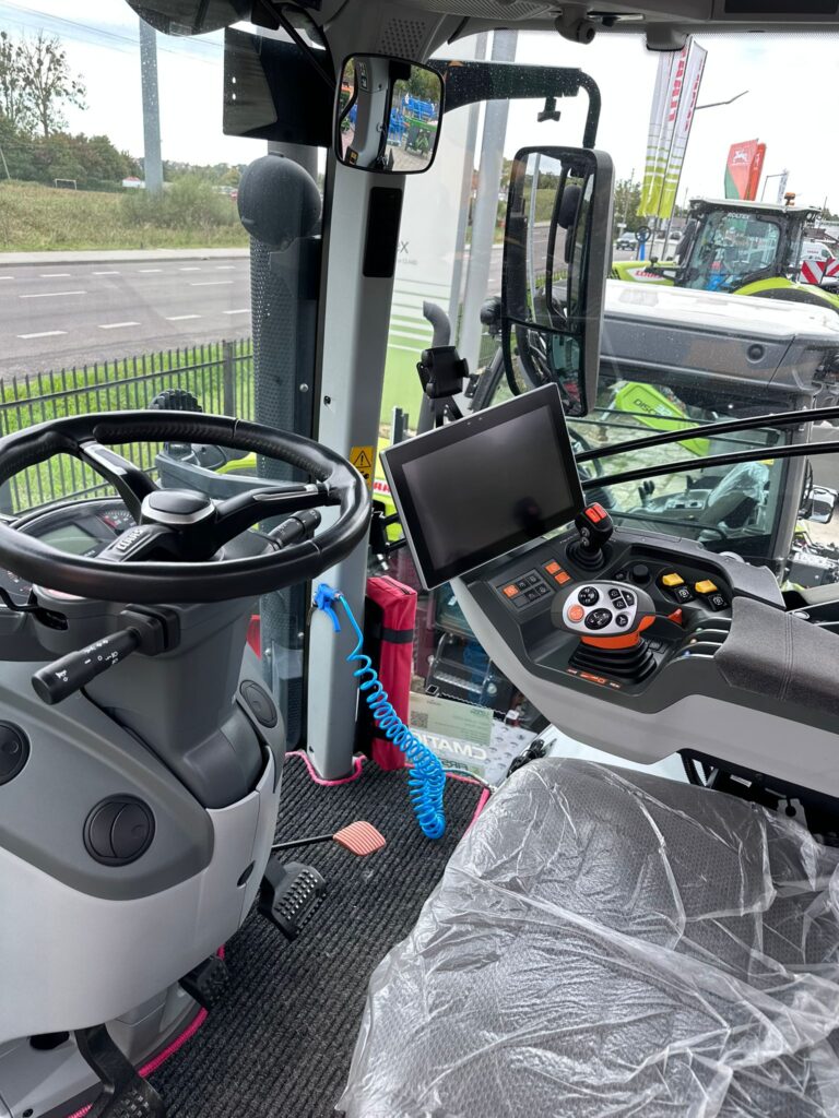 WhatsApp Image 2025-09-24 at 09.57.01