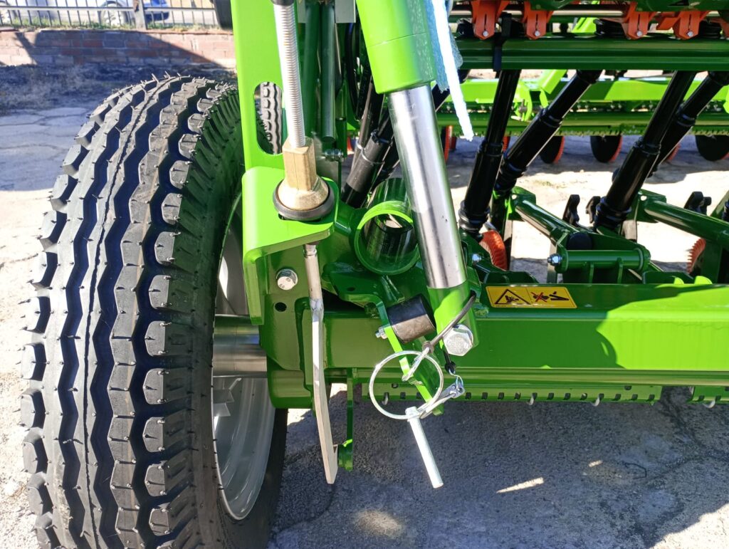 WhatsApp Image 2025-10-21 at 10.56.10 (1) — kopia